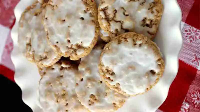Iced Oatmeal Bars Recipe
